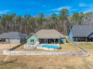 664 Hiram Dr, Bauxite, AR 72011