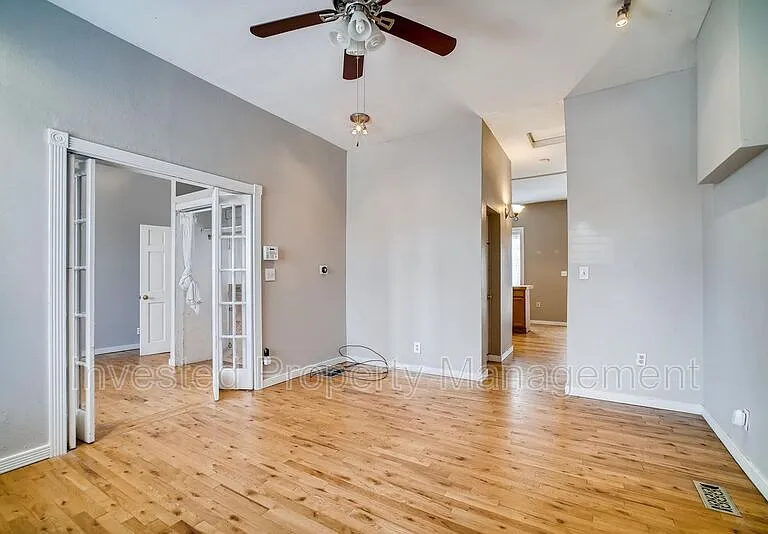 363 Cherokee St — Photo 3