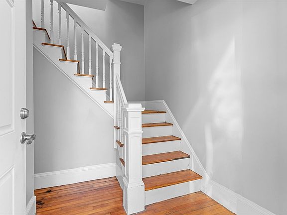 2nd image of 38 School St Floor 2