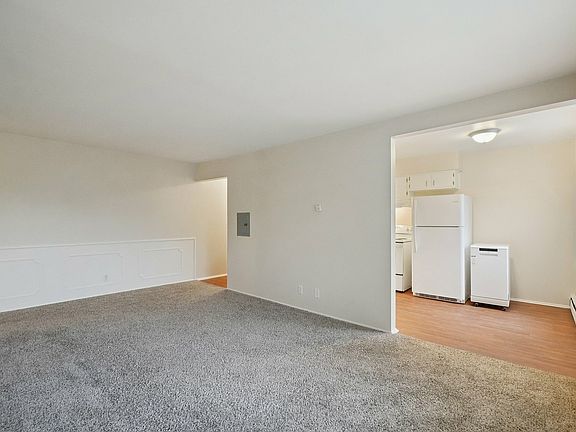 Living Room / Dining Room