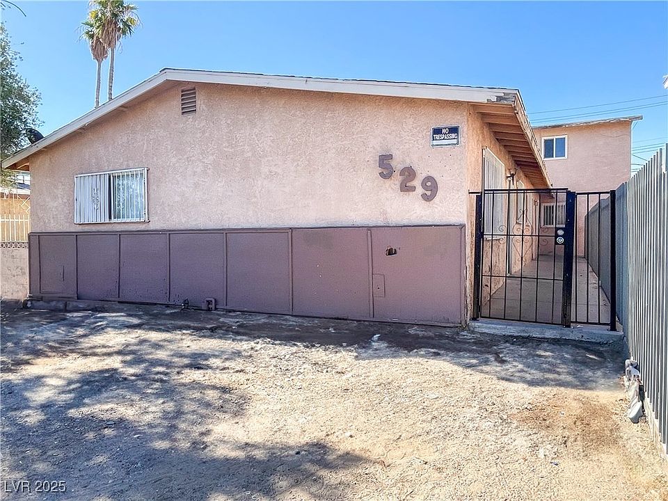 2nd image of 529 McKellar Cir