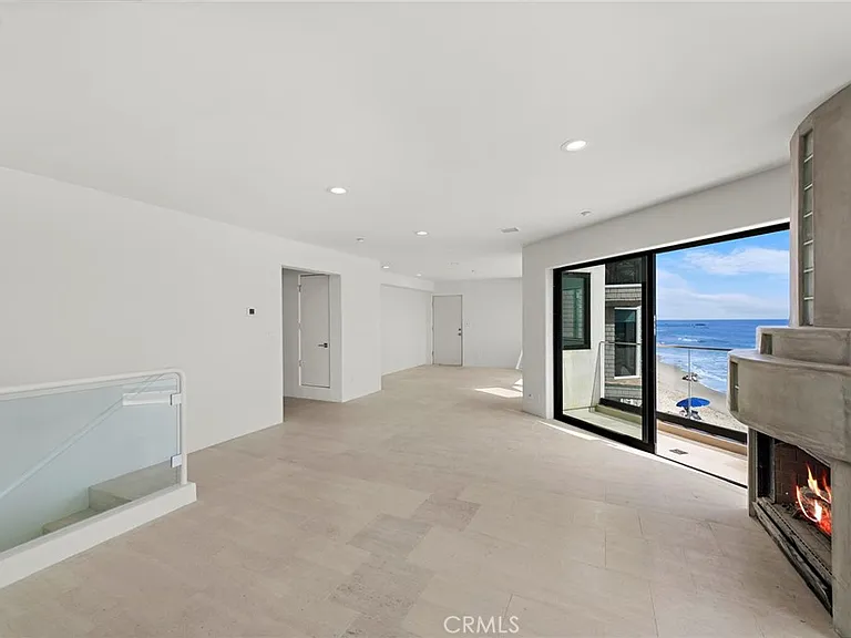 715 Oceanfront Front — Photo 18