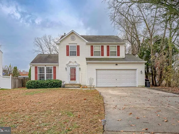 63 Charleston Dr, Sicklerville, NJ 08081