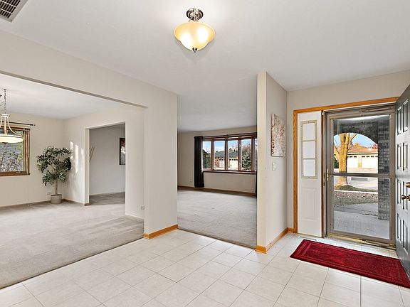 3rd image of 107 Caryville Ln