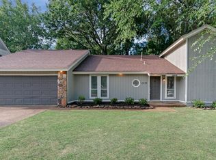 6976 Shadow Oaks Dr, Memphis, TN 38125