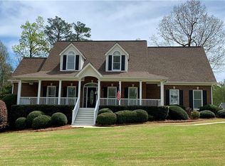 15 Waterford Way, Powder Springs, GA 30127