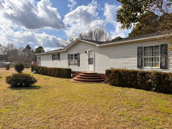 2155 Bob White Dr, Sumter, SC 29154