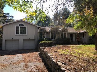 294 Grandview Ave, Suffern, NY 10901