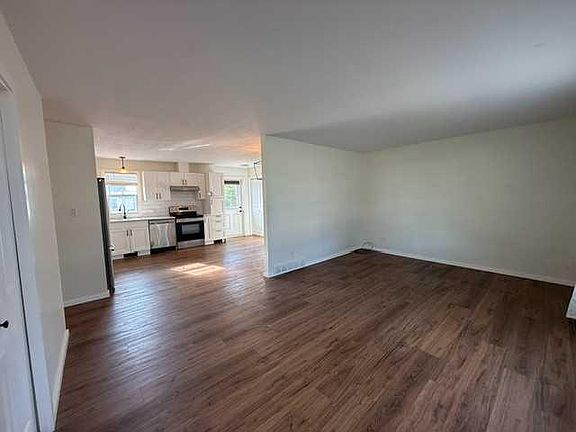 2nd image of 10205 W 103rd St