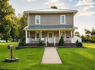 5 W Mill St, Sugar Grove, PA 16350