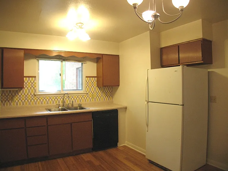 1116 W Moss Ave #A2 — Photo 7