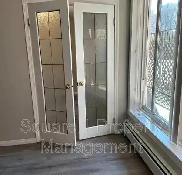 11025 Jasper Ave NW #114 — Photo 6