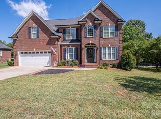 4708 McDade Ln, Gastonia, NC 28056