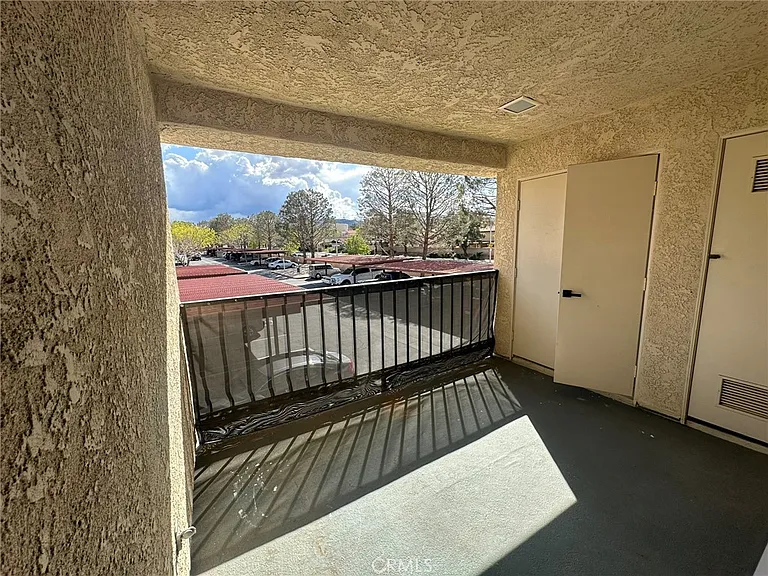 2554 Olive Dr #34 — Photo 10