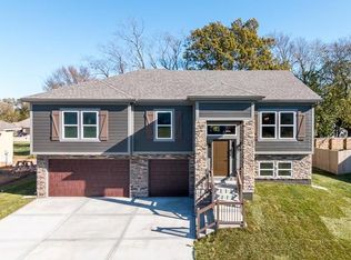 211 S Black Jack Ave, Lone Jack, MO 64070