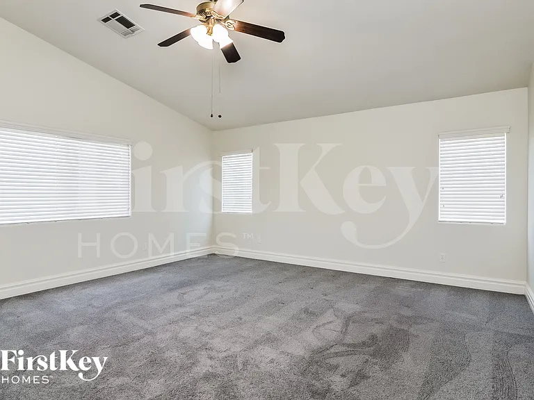 9742 Marcelline Ave — Photo 9