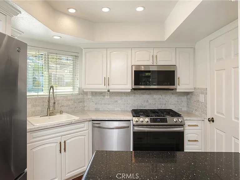 112 Santa Rosa Ct — Photo 4