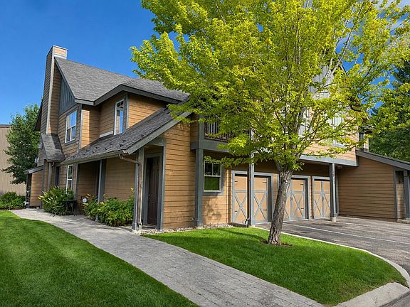 3rd image of 1911 Copper Ranch Ln #E