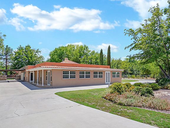 3rd image of 4812 Vista Del Monte St