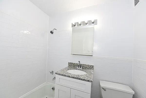 Rented by Keller Williams NYC | media 25