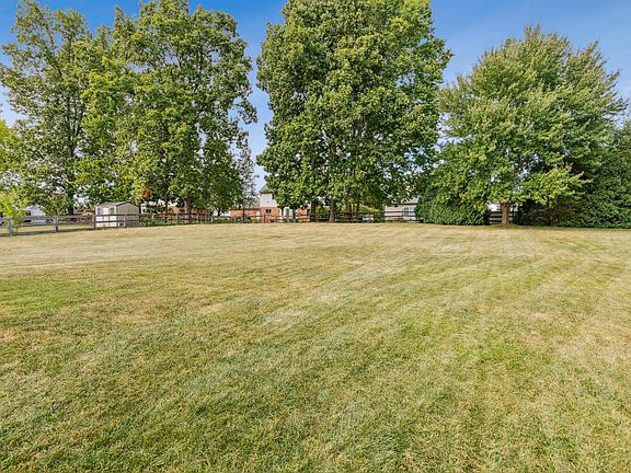 5th image of 10220 Ash Creek Dr