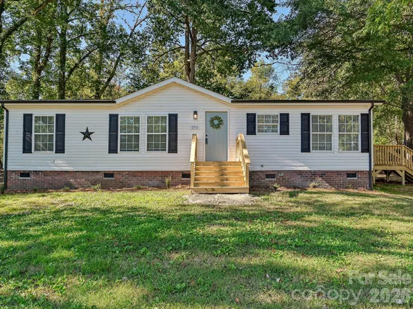 1711 Trexlar Ave, Gastonia, NC 28052