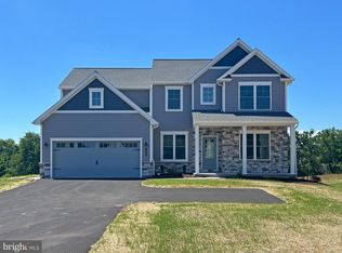 118 Foxglove Dr, Middletown, PA 17057