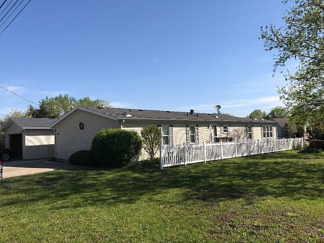 1st image of 225 E Autumn Dr