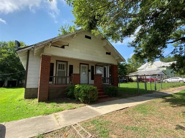 313 N Echo St, Holdenville, OK 74848