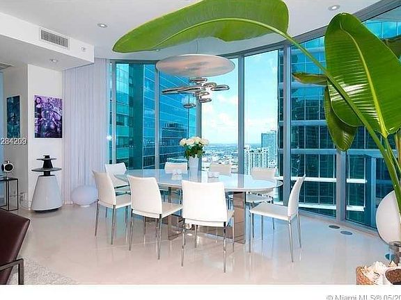 3rd image of 200 Biscayne Blvd Way APT 4701