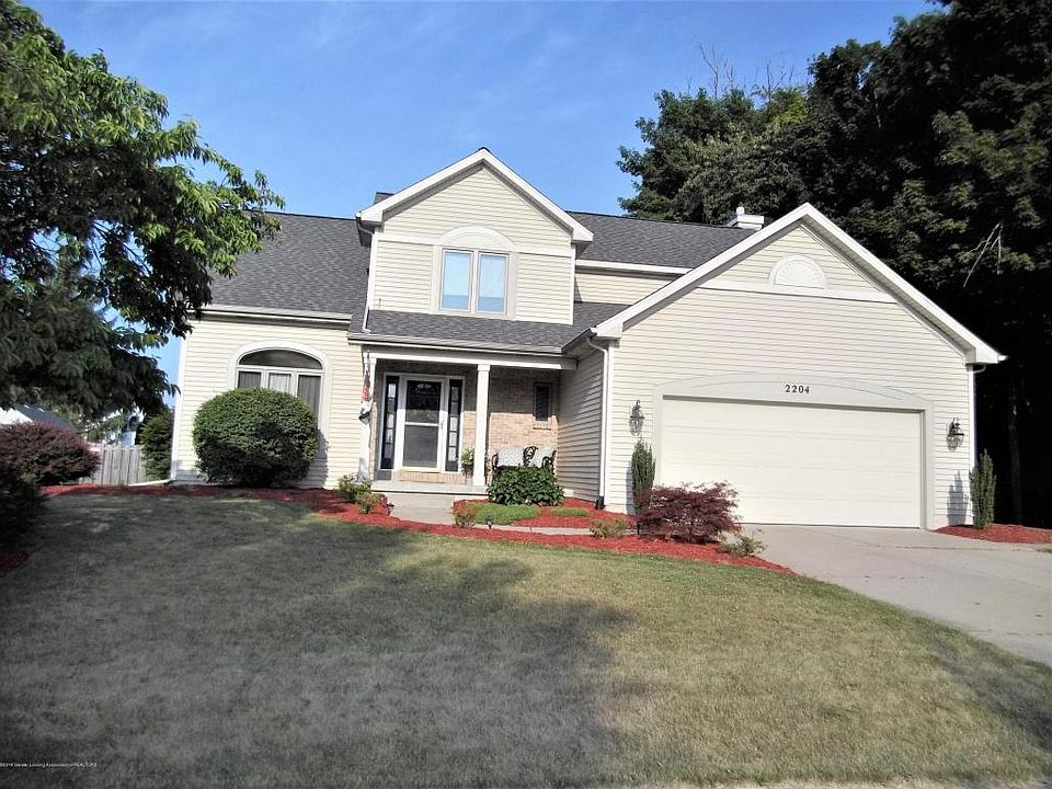 1st image of 2204 Cedarbend Dr