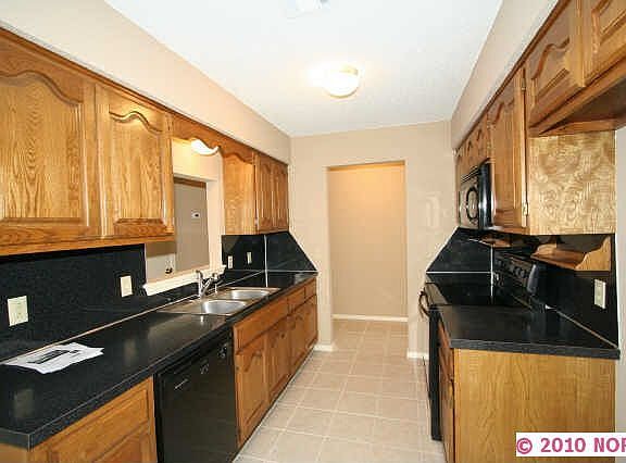 3rd image of 9434 Birchwood Dr