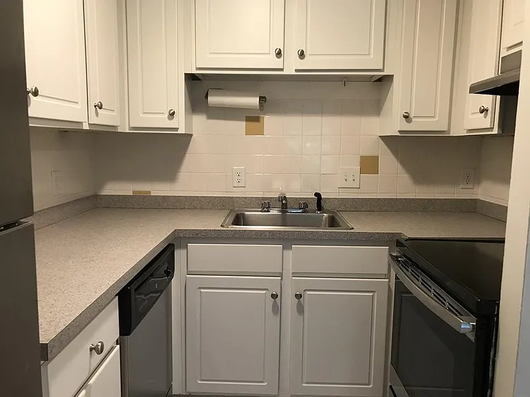 100 Tremont St #7 — Photo 9