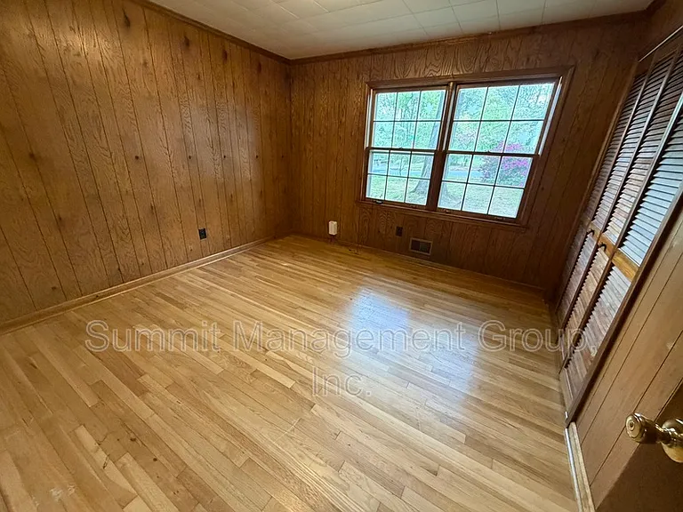 200 Indian Creek Dr — Photo 22