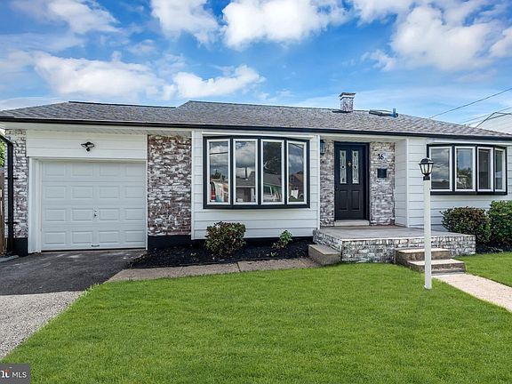 3rd image of 16 Falmouth Rd
