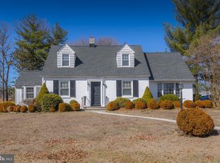228 Center St, Sewell, NJ 08080