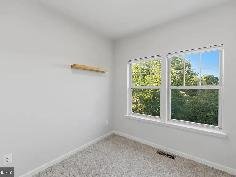 9309 Barnes Loop — Photo 13