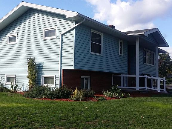 3rd image of 407 W Glenmary Dr