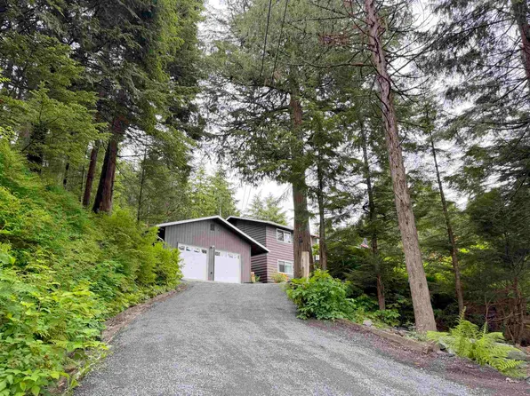 1804 Edgecumbe Dr, Sitka, AK 99835