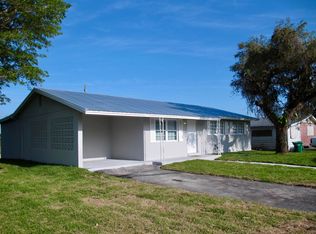 156 N Greenstar Ave, Pahokee, FL 33476