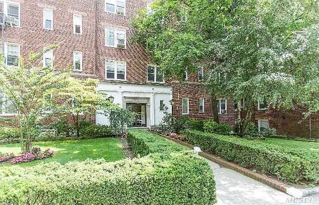 Sold by Douglas Elliman | media 2