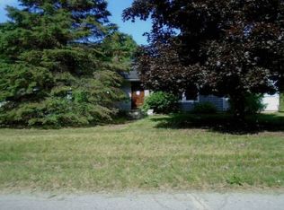 642 9th St, Michigan Center, MI 49254