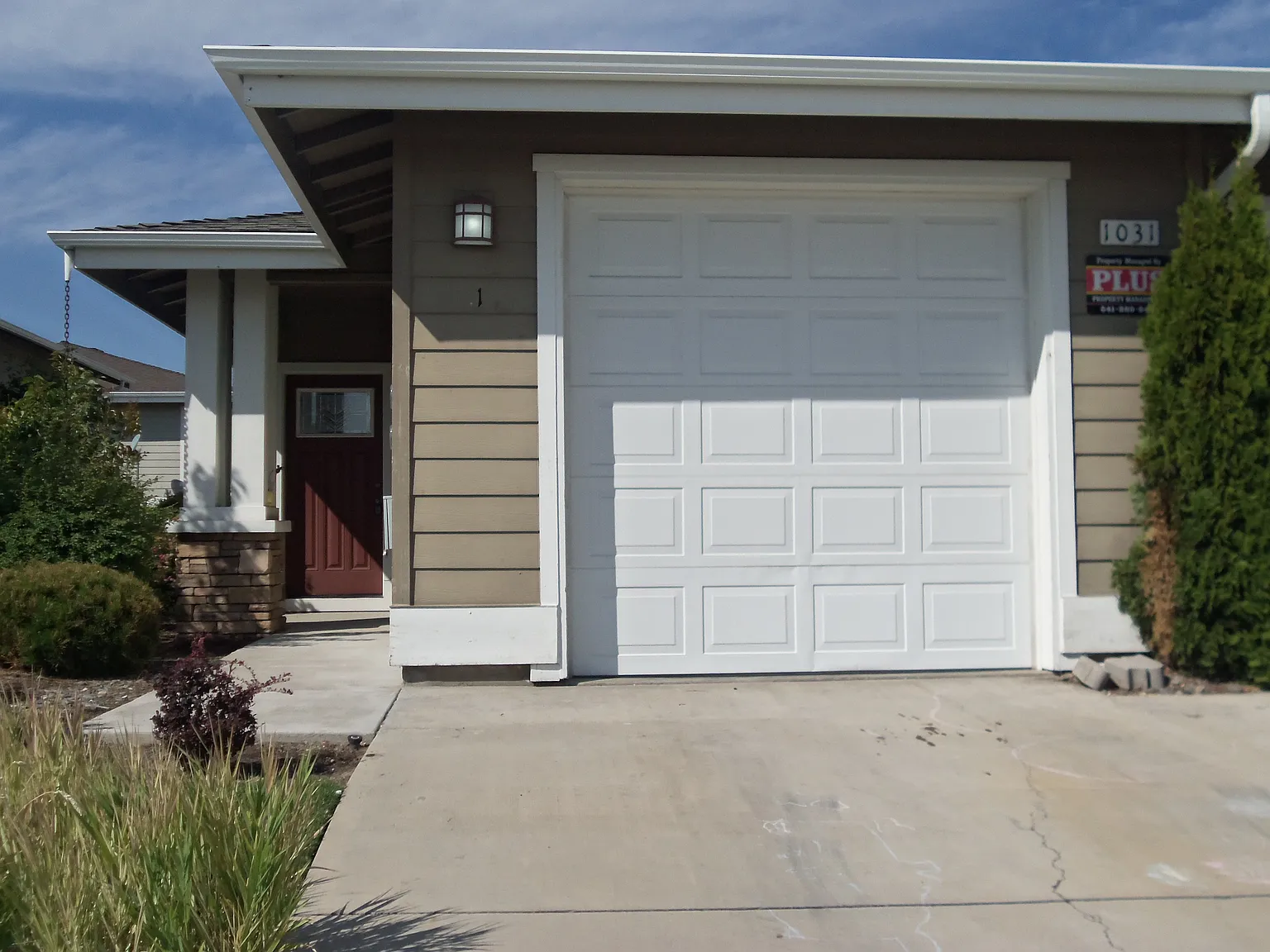 2 bed, 778 sqft, $1,750 — Photo 1