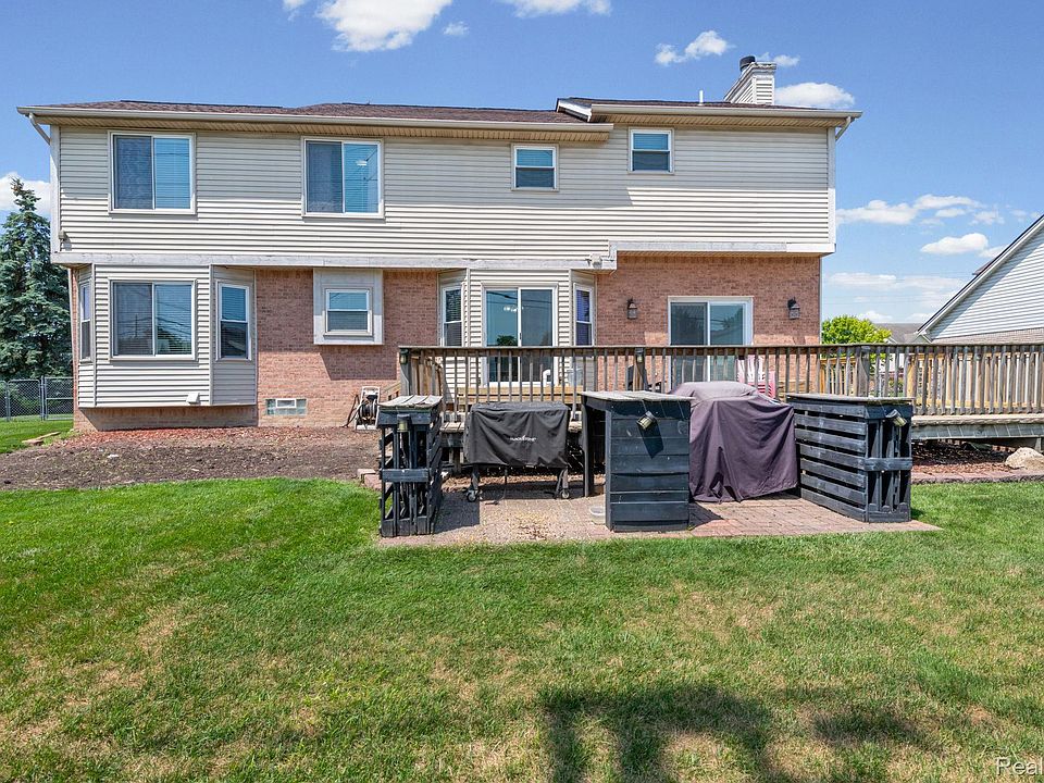 24909 Foxmoor Blvd, photo 7
