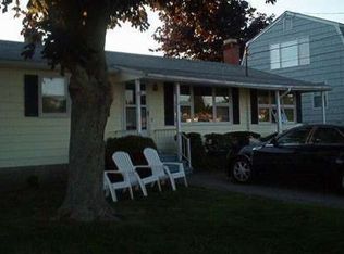 13 Pacific St, Groton, CT 06340