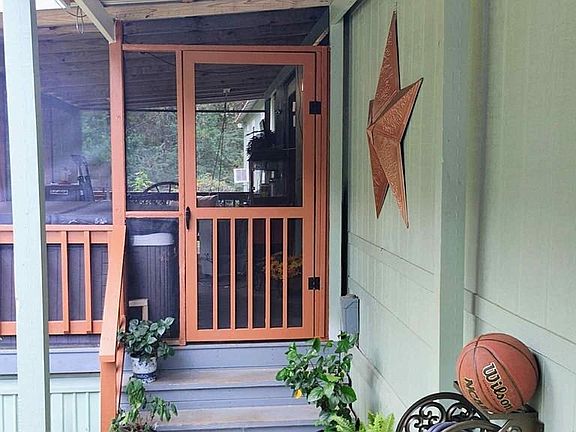 3rd image of 116 Griffin St