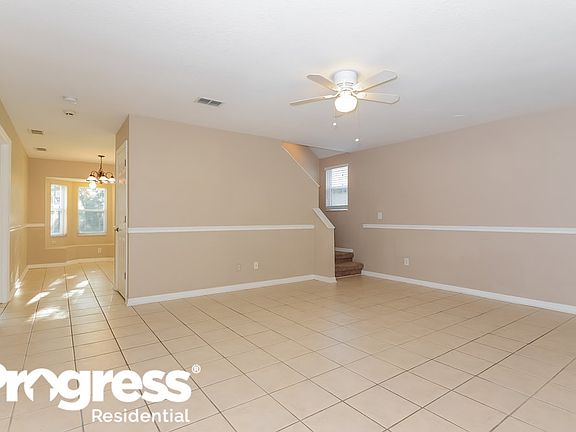 4th image of 15115 Deer Meadow Dr