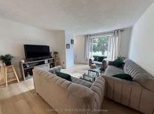 327 Dovedale Dr, Whitby, ON L1N 1Z8