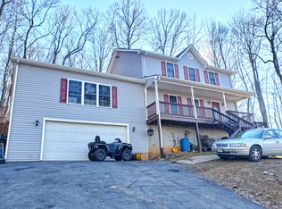 518 Delicious Rd, Linden, VA 22642