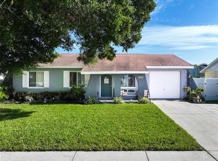 7825 Powder Horn Cir, Largo, FL 33773